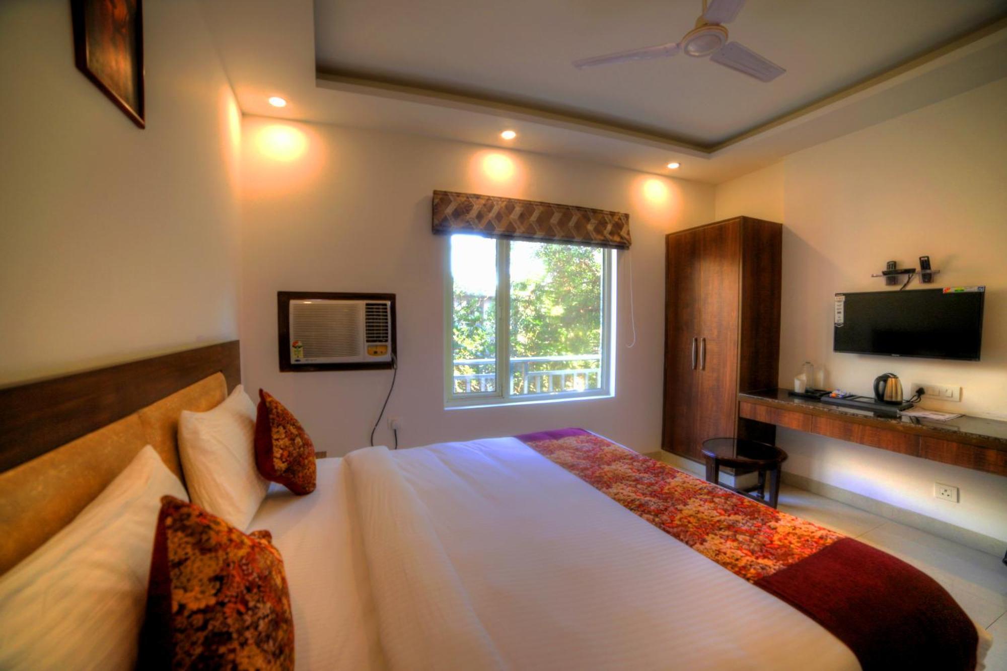 Hotel Chanakya Inn New Delhi Ngoại thất bức ảnh