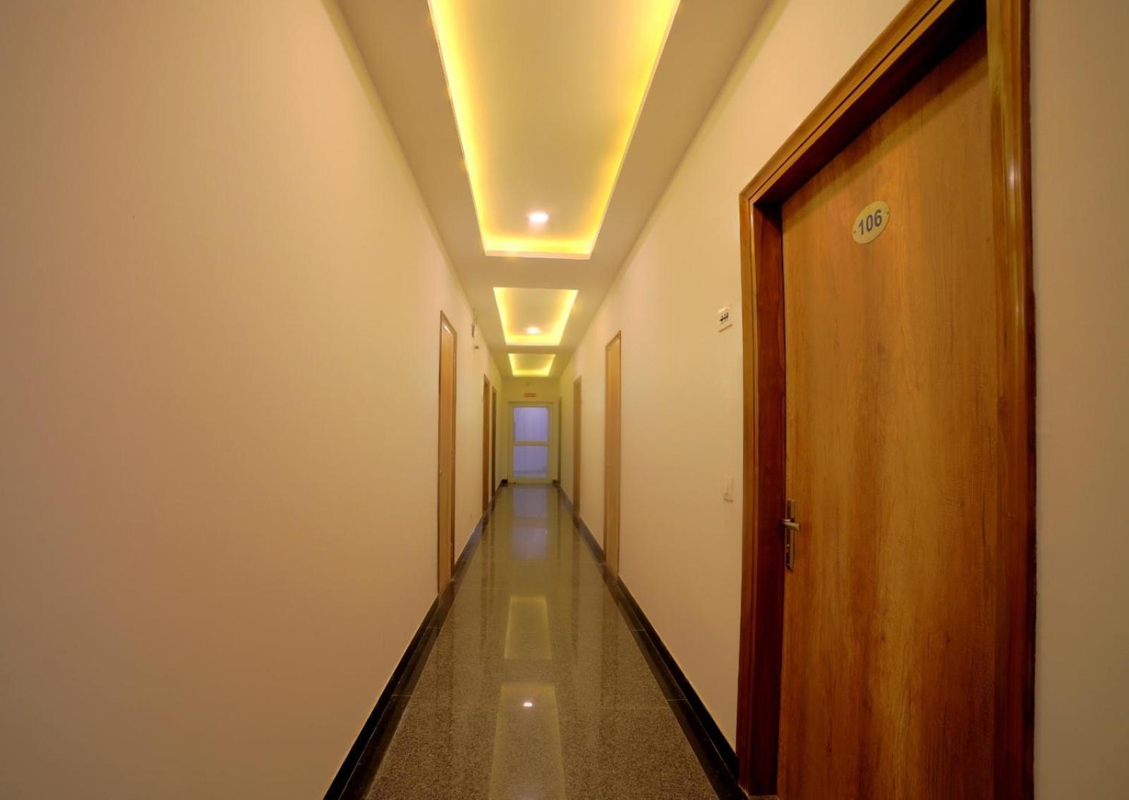 Hotel Chanakya Inn New Delhi Ngoại thất bức ảnh