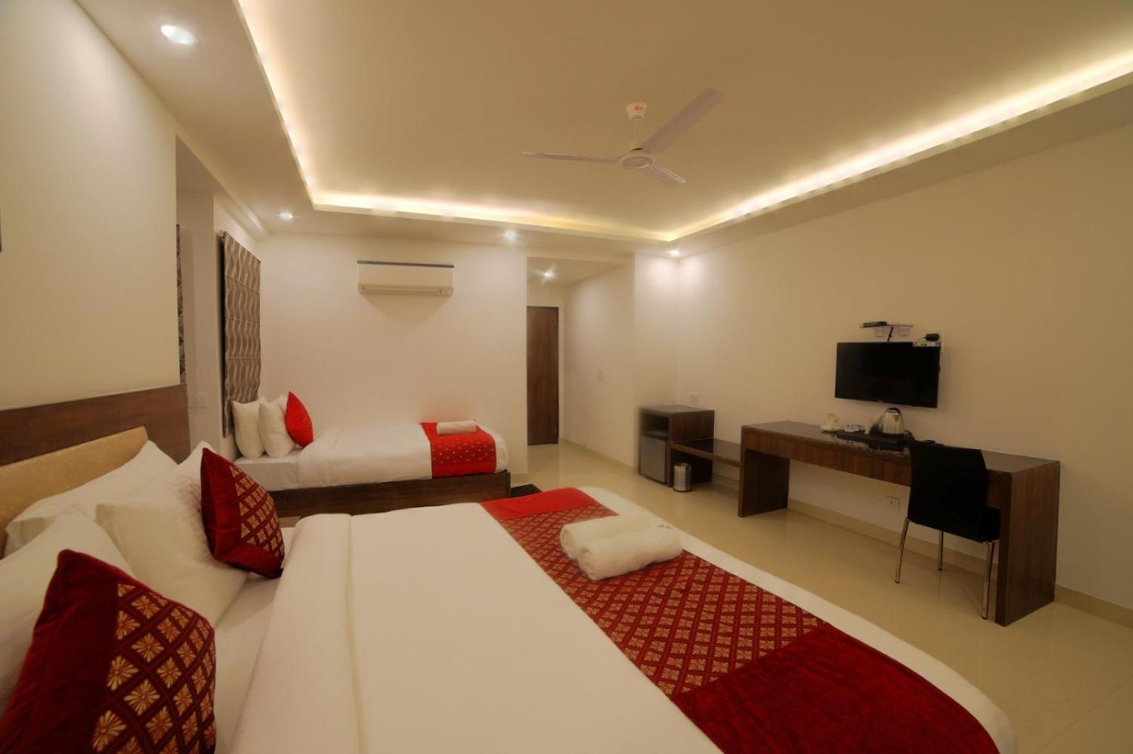 Hotel Chanakya Inn New Delhi Ngoại thất bức ảnh