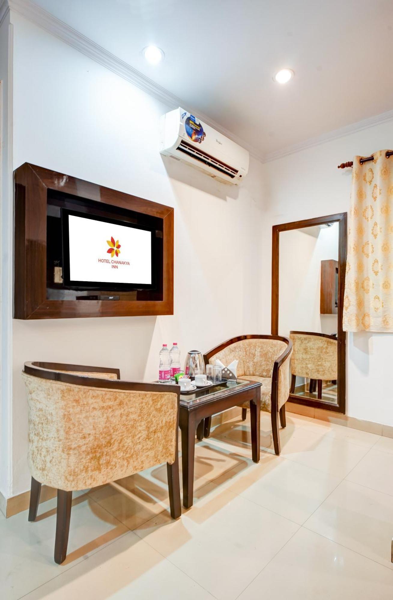 Hotel Chanakya Inn New Delhi Ngoại thất bức ảnh