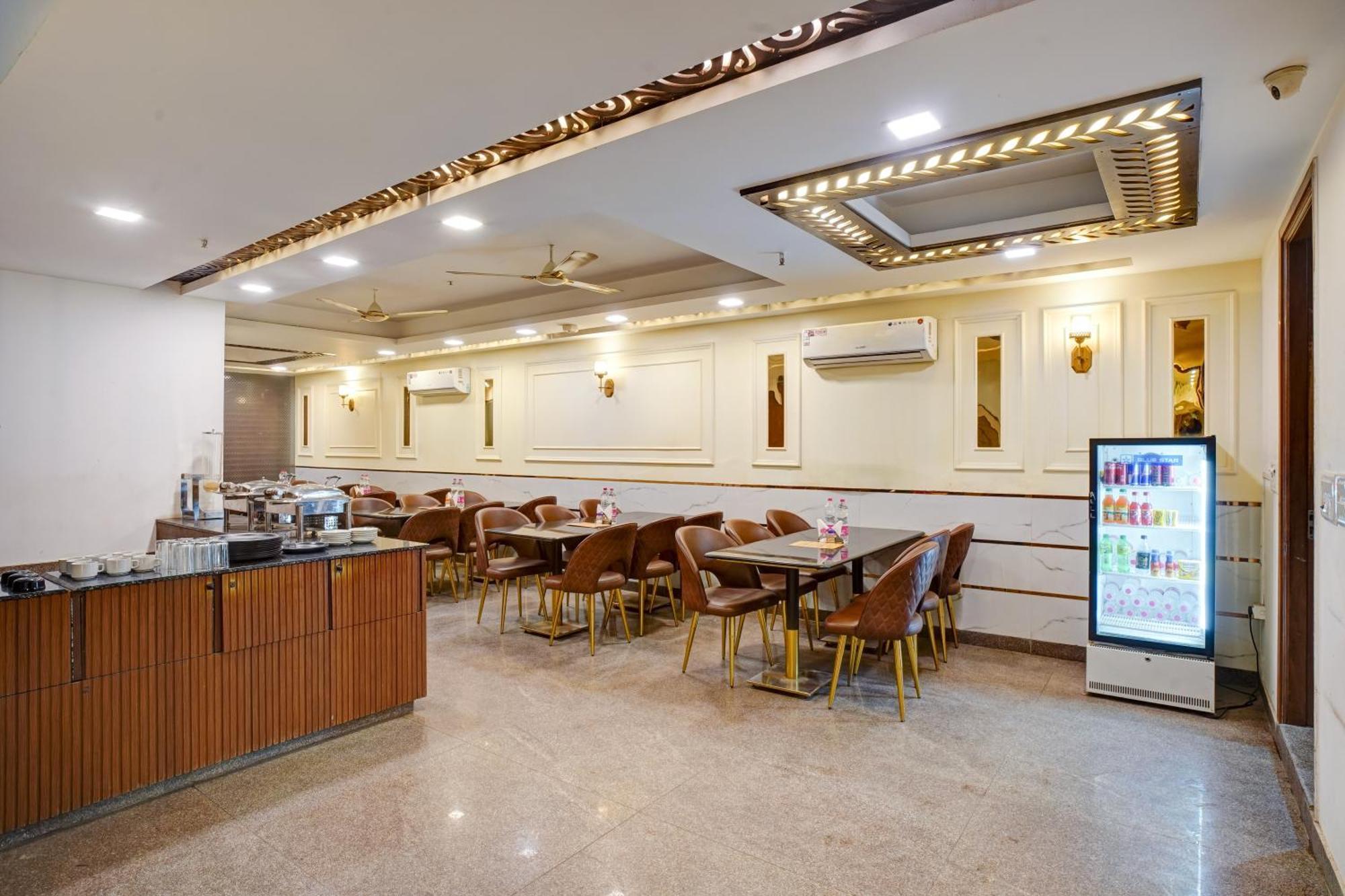 Hotel Chanakya Inn New Delhi Ngoại thất bức ảnh