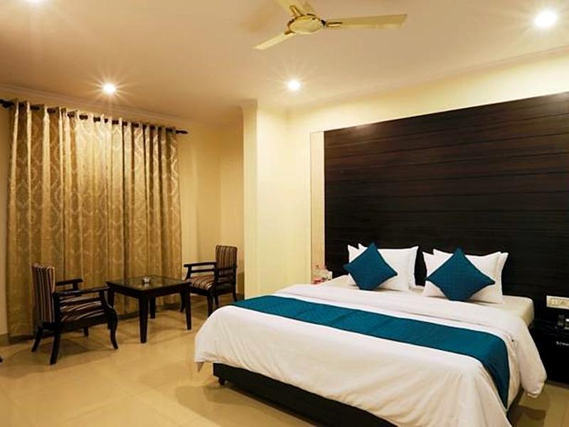 Hotel Chanakya Inn New Delhi Ngoại thất bức ảnh