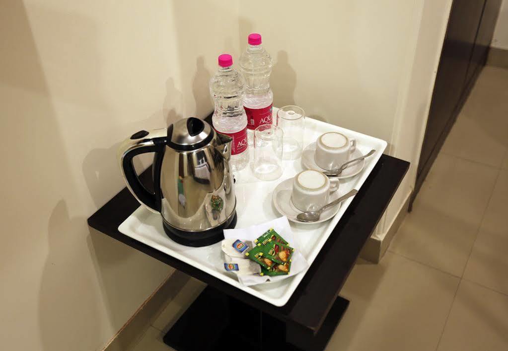 Hotel Chanakya Inn New Delhi Ngoại thất bức ảnh